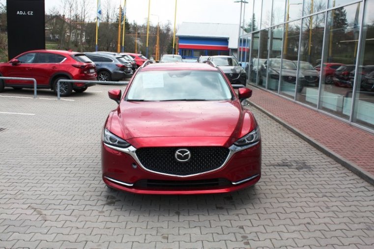 Mazda 6, SKYACTIV-G, barva červená