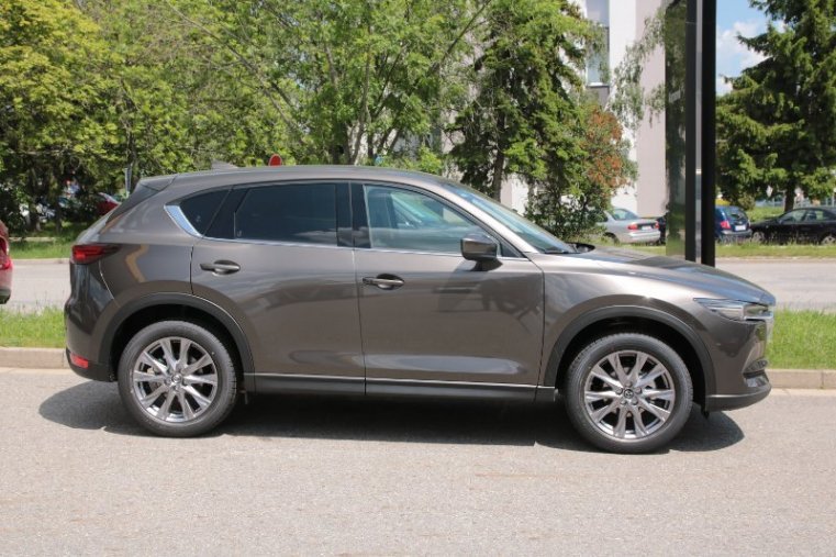 Mazda CX-5, 2,5 Skyactiv-G 194k, barva šedá