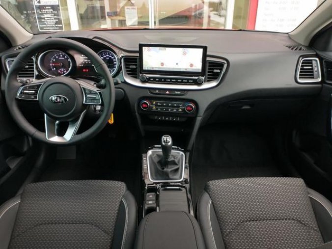 Kia XCeed, 1.5 T-GDi GPF TOP MY21, barva oranžová