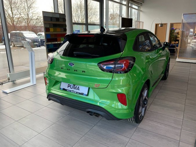 Ford Puma, hatchback, ST X 5D 1,5 EcoBoost 147 kW / 200 k, barva zelená