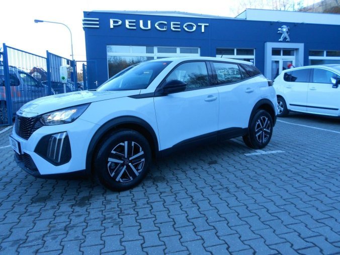 Peugeot 2008, Peugeot 2008 STYLE Hybrid 136 e-DCS6, barva bílá