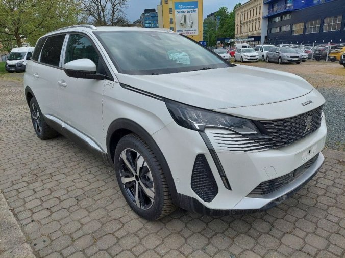 Peugeot 5008, Peugeot 5008 GT BlueHDI 130 S&S EAT8, barva bílá