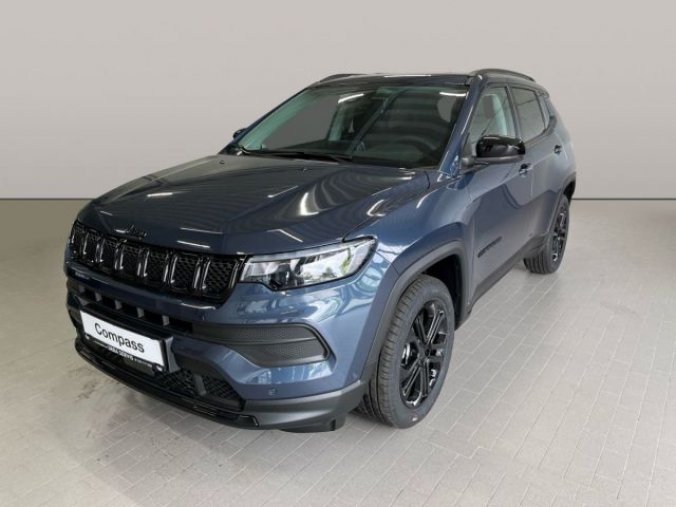 Jeep Compass, Night Eagle 1.5 e-Hybrid 130k, barva modrá