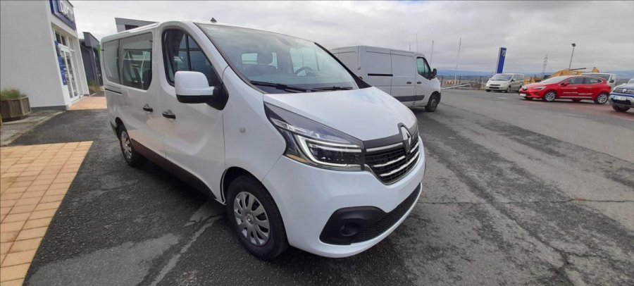 Renault Trafic, 2,0   L1P1 120k Combi Van, barva bílá