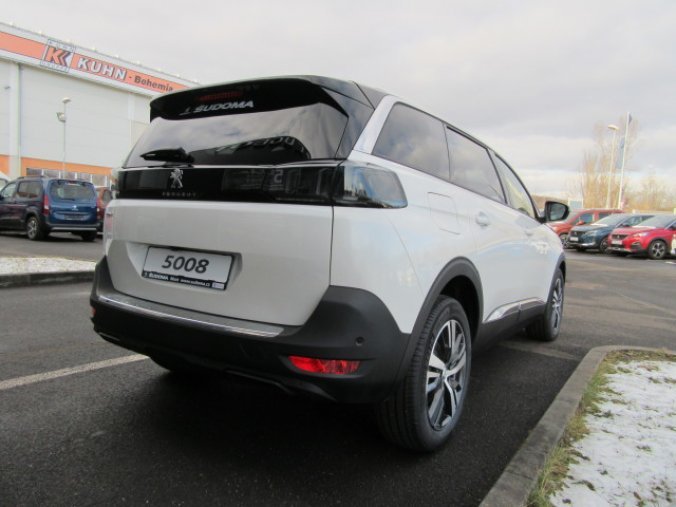 Peugeot 5008, Allure Pack 1.2 PT EAT8, barva bílá