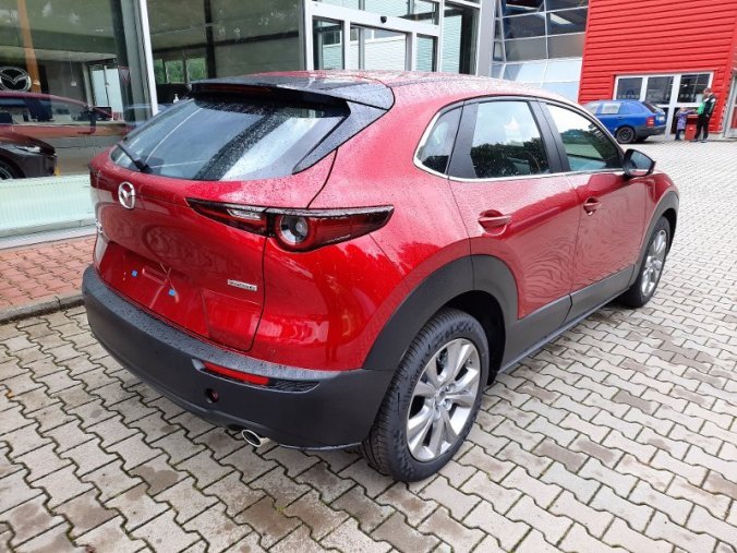 Mazda CX-30, SKYACTIV-G, barva červená