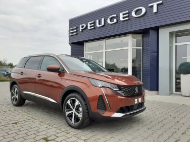 Peugeot 5008 - Allure 1,2 130k rezervace