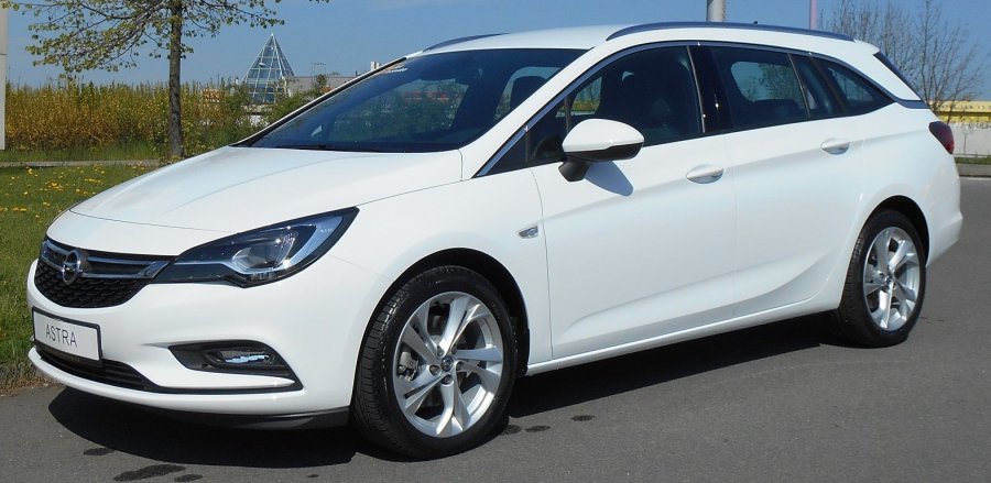 Opel Astra, K 1.2 Turbo ULTIMATE ST, barva bílá