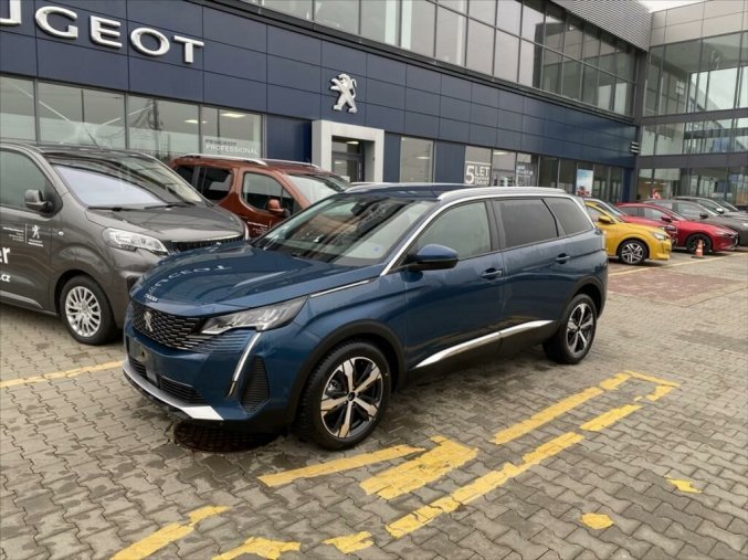 Peugeot 5008, 2.0 BHDi 180k Allure Pack EAT8, barva modrá