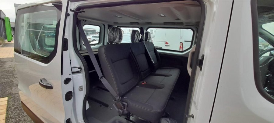 Renault Trafic, 2,0   L1P1 120k Combi Van, barva bílá