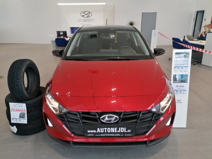 Hyundai i20, 1,2i 62 kW (95 NAT) 5 st. man, barva červená