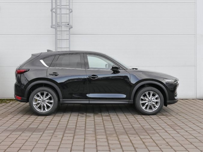 Mazda CX-5, 2,0i Skyactiv-G 121KW/165K 6MAN, barva černá