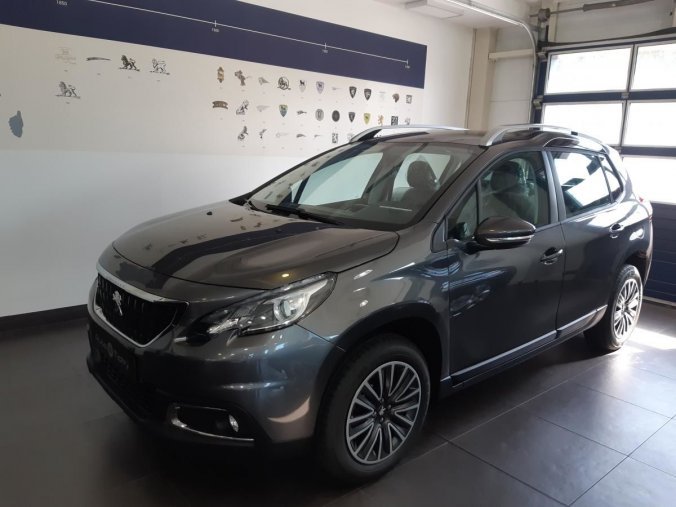 Peugeot 2008, ACTIVE 1.2 PureTech 110k, barva šedá