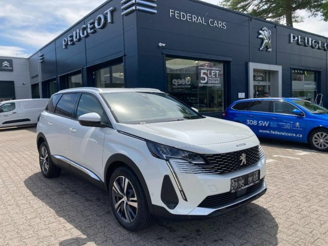 Peugeot 5008, Allure Pack 1,5 BlueHDi 130 S&, barva bílá