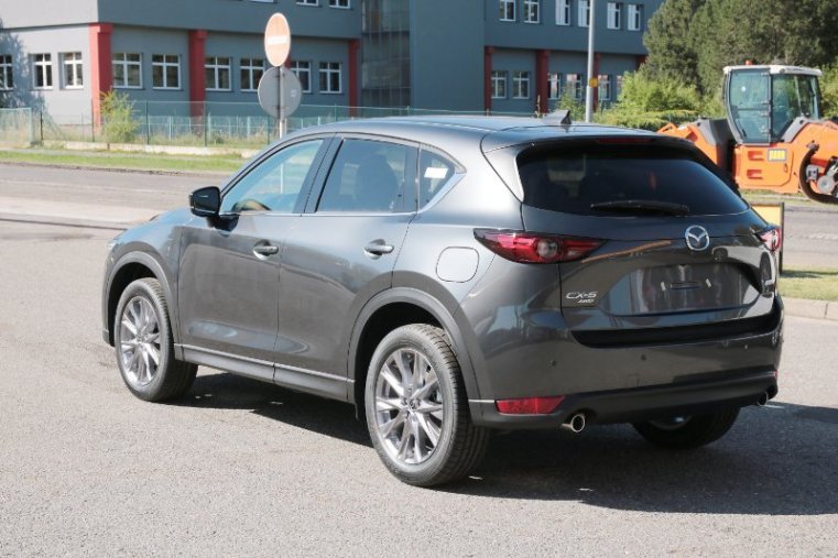 Mazda CX-5, 2,0 Skyactiv-G 165k, barva šedá