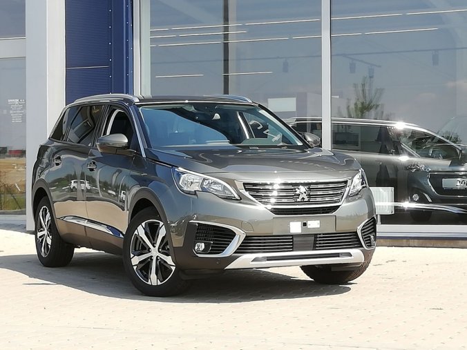 Peugeot 5008, ALLURE 1.5 BlueHDi 130 EAT8, barva šedá