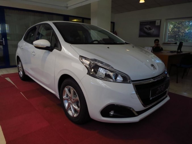 Peugeot 208, ACTIVE 1.2 PureTech 82k MAN5, barva bílá