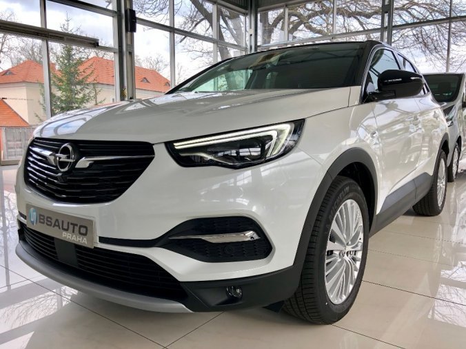 Opel Grandland X, Smile 1,2 Turbo + ZP zdarma, barva bílá