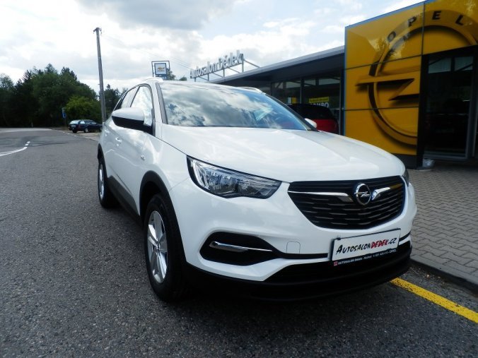 Opel Grandland X, SMILE 1,2 TURBO, barva bílá