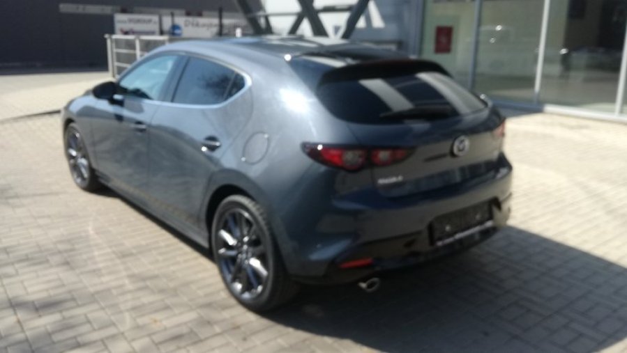 Mazda 3, 2,0 122k - odběr od 03/2020, barva šedá