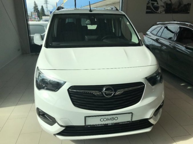 Opel Combo, Life L2H1 1.5CDTI AT8 7 míst, barva bílá