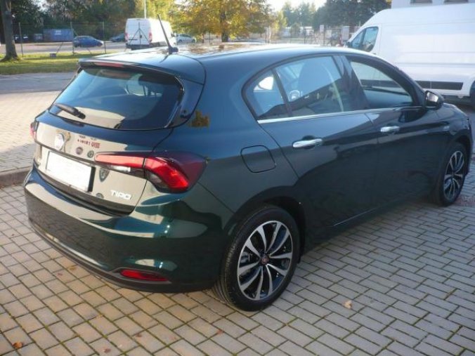 Fiat Tipo, HB 1.4 T-jet 120k ITALIA Extra, barva zelená