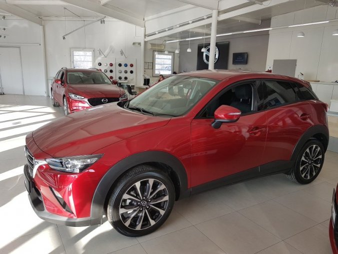 Mazda CX-3, Skyactiv-G121, barva červená