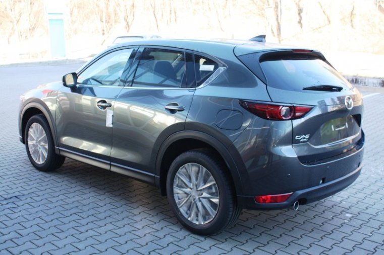 Mazda CX-5, SKYACTIV-G, barva šedá