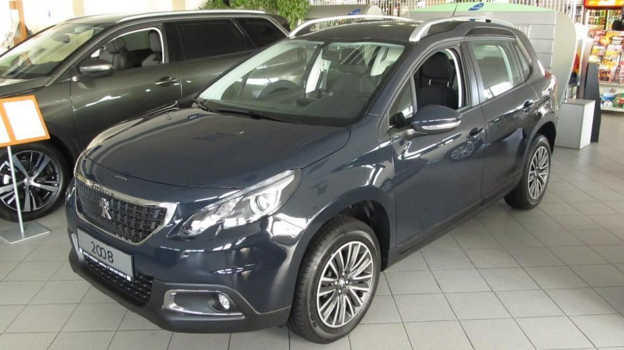 Peugeot 2008, Active 1,2 Pure Tech 82k Man5, barva šedá