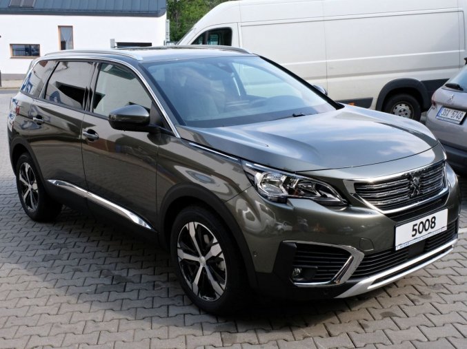 Peugeot 5008, ALLURE 1.2 PureTech 130 S&amp;, barva šedá