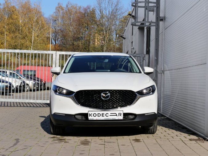 Mazda CX-30, 2,0 Skyactiv-G 122k/90kW MAN, barva bílá