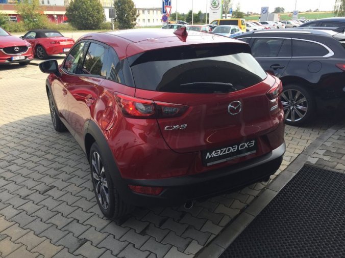 Mazda CX-3, 2,0 Skyactiv-G121, barva červená