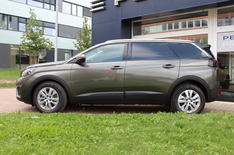 Peugeot 5008, ACTIVE 1.5 BlueHDi 130 EAT8, barva šedá