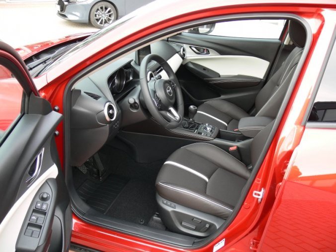 Mazda CX-3, 2.0 Skyactiv G121 + NAVI, barva červená