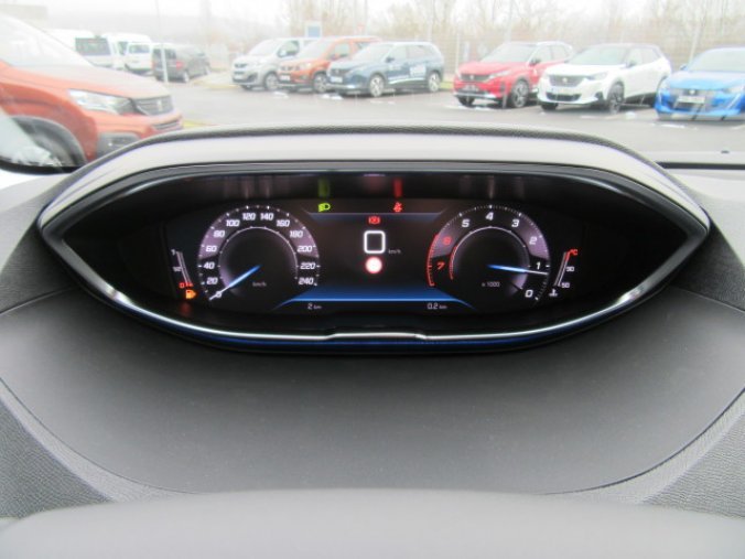 Peugeot 5008, ACTIVE PACK 1.2 PT 130k MAN6, barva oranžová