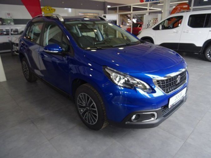 Peugeot 2008, ACTIVE 1.2 PureTech 110k S&S MAN6, barva modrá