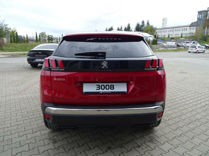 Peugeot 3008, Peugeot 3008 ALLURE PACK 1.2  130k EAT8, barva červená