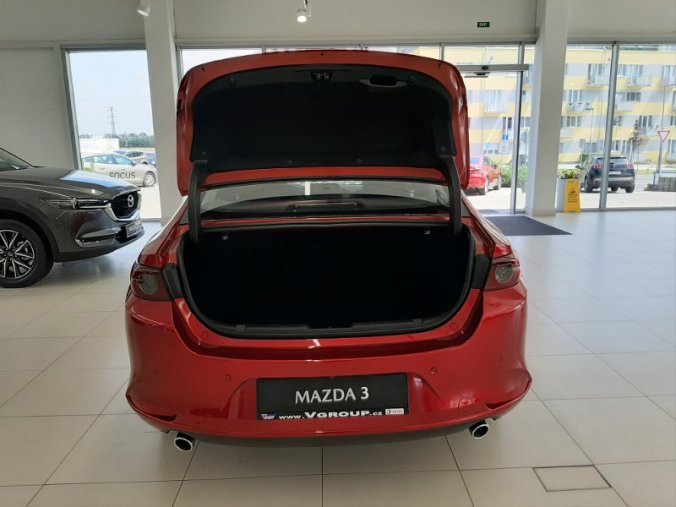 Mazda 3, 2,0 150k - odběr 03/2020, barva červená