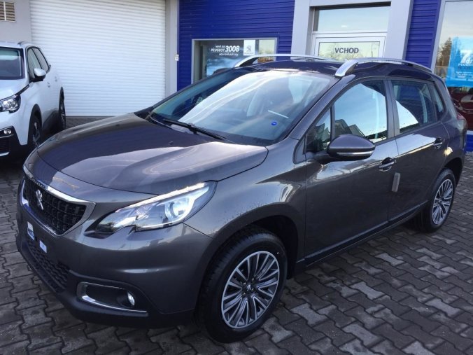 Peugeot 2008, 1.2,82 k, senzory, dual. klima, barva šedá