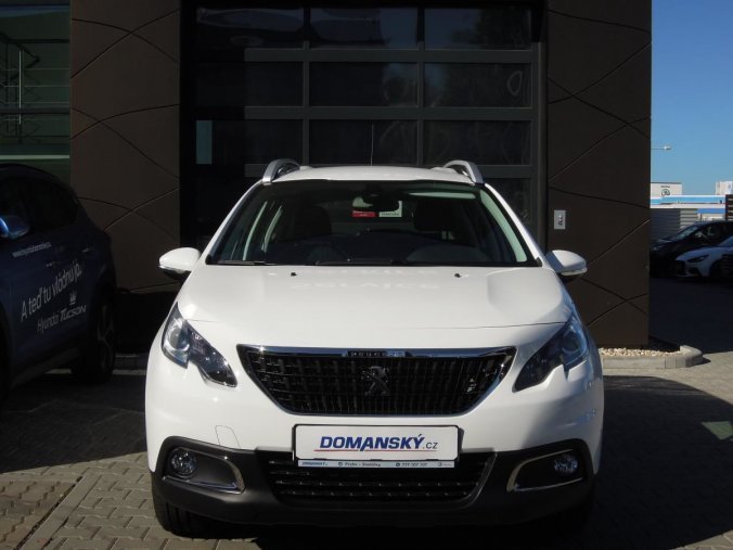 Peugeot 2008, ACTIVE 1.2 PureTech 110 MAN6, barva bílá