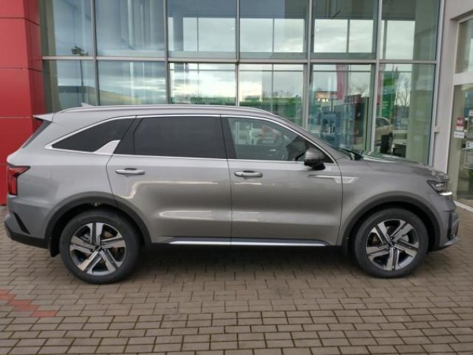 Kia Sorento, 5P 1.6 T-GDi HEV 4x4 6AT, barva šedá