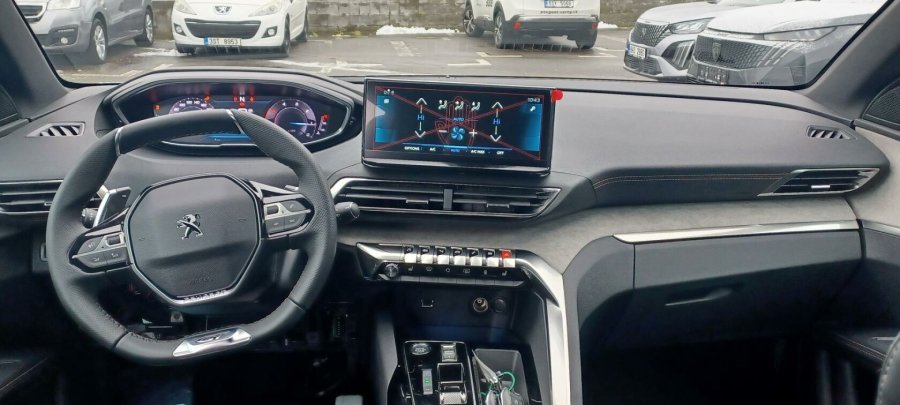 Peugeot 5008, Peugeot 5008 GT BlueHDi 130 S&S EAT8, barva bílá