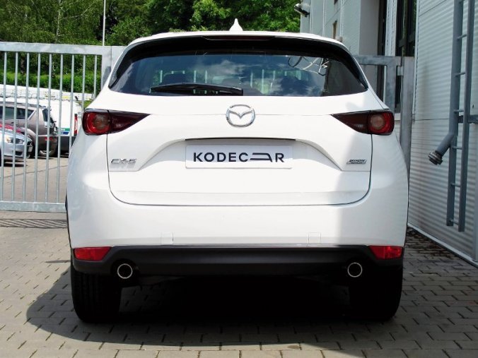 Mazda CX-5, 2,0 Skyactiv-G 121kW/165k, barva bílá