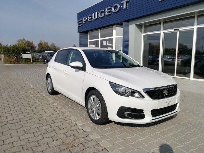 Peugeot 308, Active 1,2 Pure Tech 110k, barva bílá