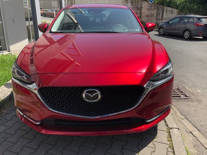 Mazda 6, 2.5i G 194K, barva červená