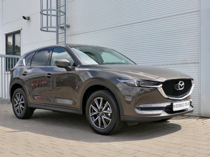 Mazda CX-5, 2,0i Skyactiv-G 121KW/165k 6AT AWD, barva šedá