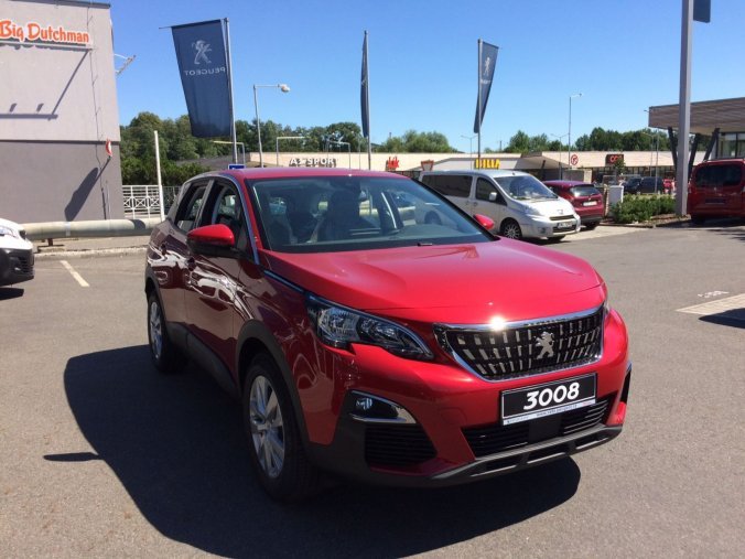 Peugeot 3008, ACTIVE 1,2 PureTech 130k MAN6, barva červená