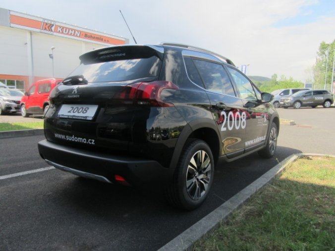 Peugeot 2008, ALLURE 1,2 PureTech 82k MAN5, barva černá