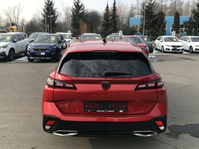 Peugeot 308, Peugeot 308 SW 1.2 PureTech ALLUR 130 MAN6, barva červená