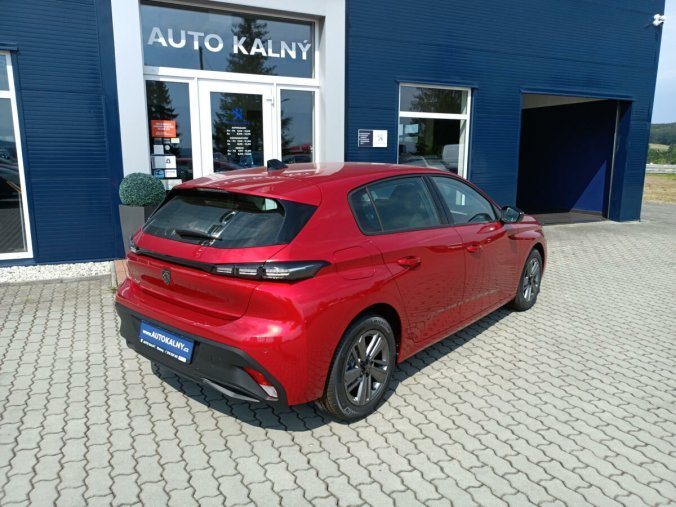 Peugeot 308, Peugeot 308 Active Pack 1.5BHDi 130k MAN6, barva červená